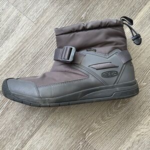 Keen Charcoal Outdoor Ankle Boots